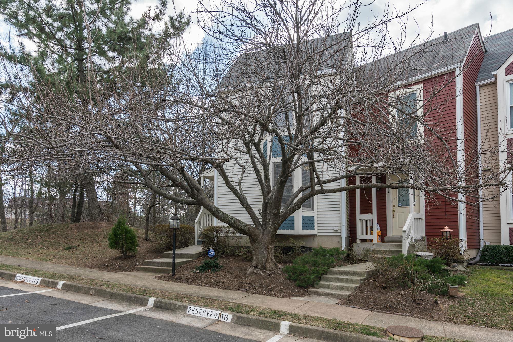 11941 Hollowwind Court Reston, VA 20194 - Photo 1 of 30 Exterior (Front)