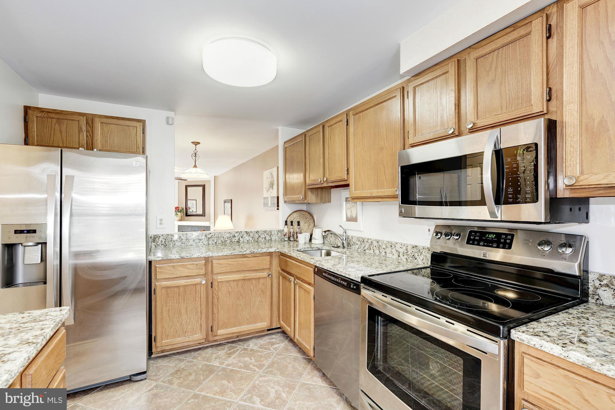 11941 Hollowwind Court Reston, VA 20194 - Photo 10 of 30 Kitchen