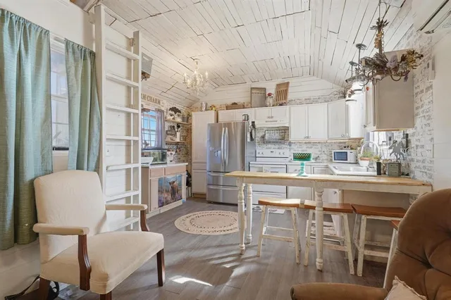 $380,000 | 457 County Road 387, Merkel, TX 79536