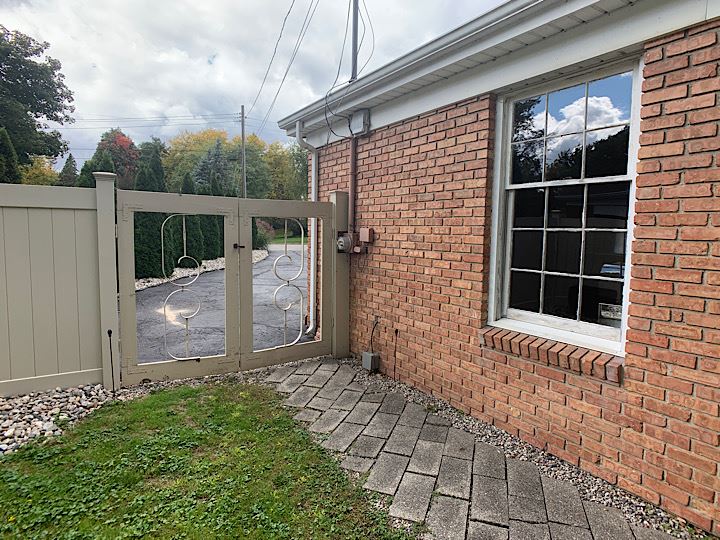 1124 Riverside Drive Owosso, MI 48867 - Photo 22 of 81 50025552-21.JPG