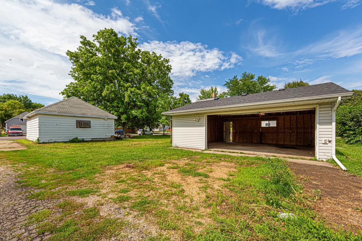 322 Park Row St. Peter, MN 56082 - Photo 28 of 29