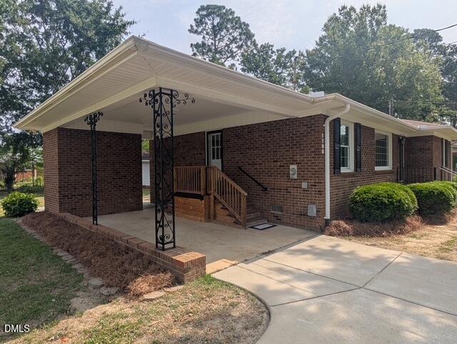1108 Friendly Road Dunn, NC 28334 - Photo 4 of 20