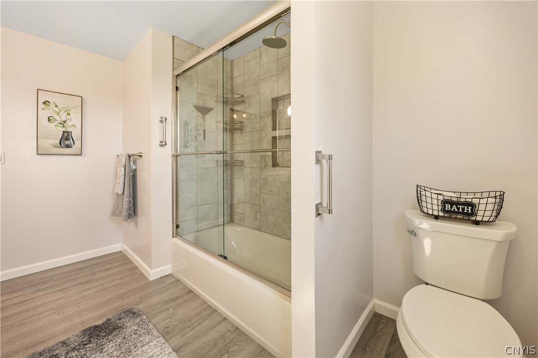 5182 Novara Lane Clay, NY 13041 - Photo 20 of 34 Large Full Bath