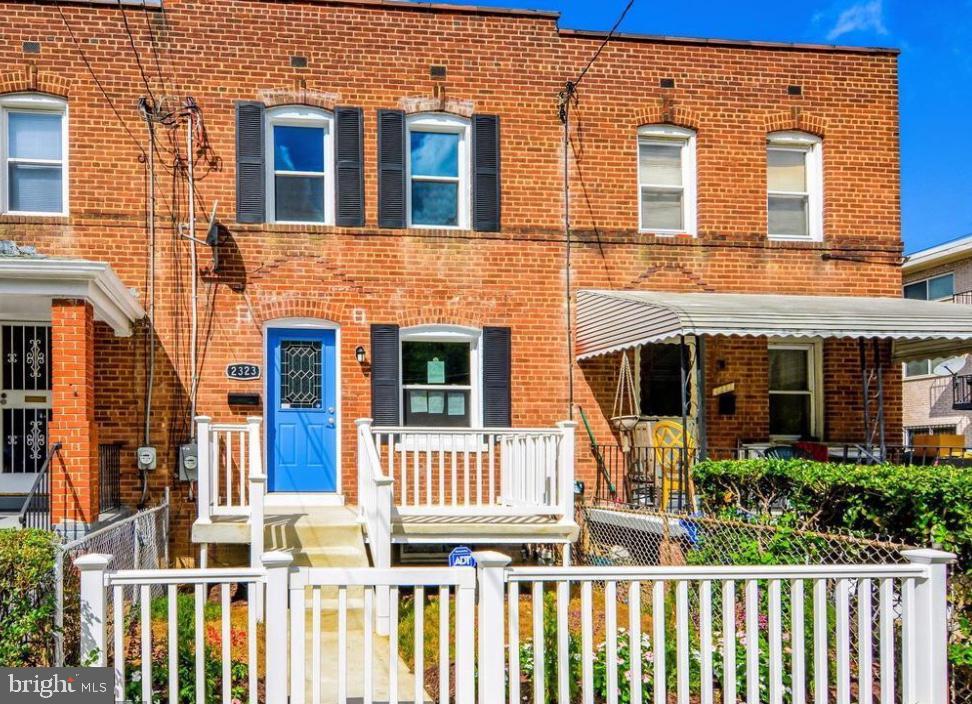 2323 Pomeroy Road Southeast Washington, DC 20020 - Photo 3 of 29