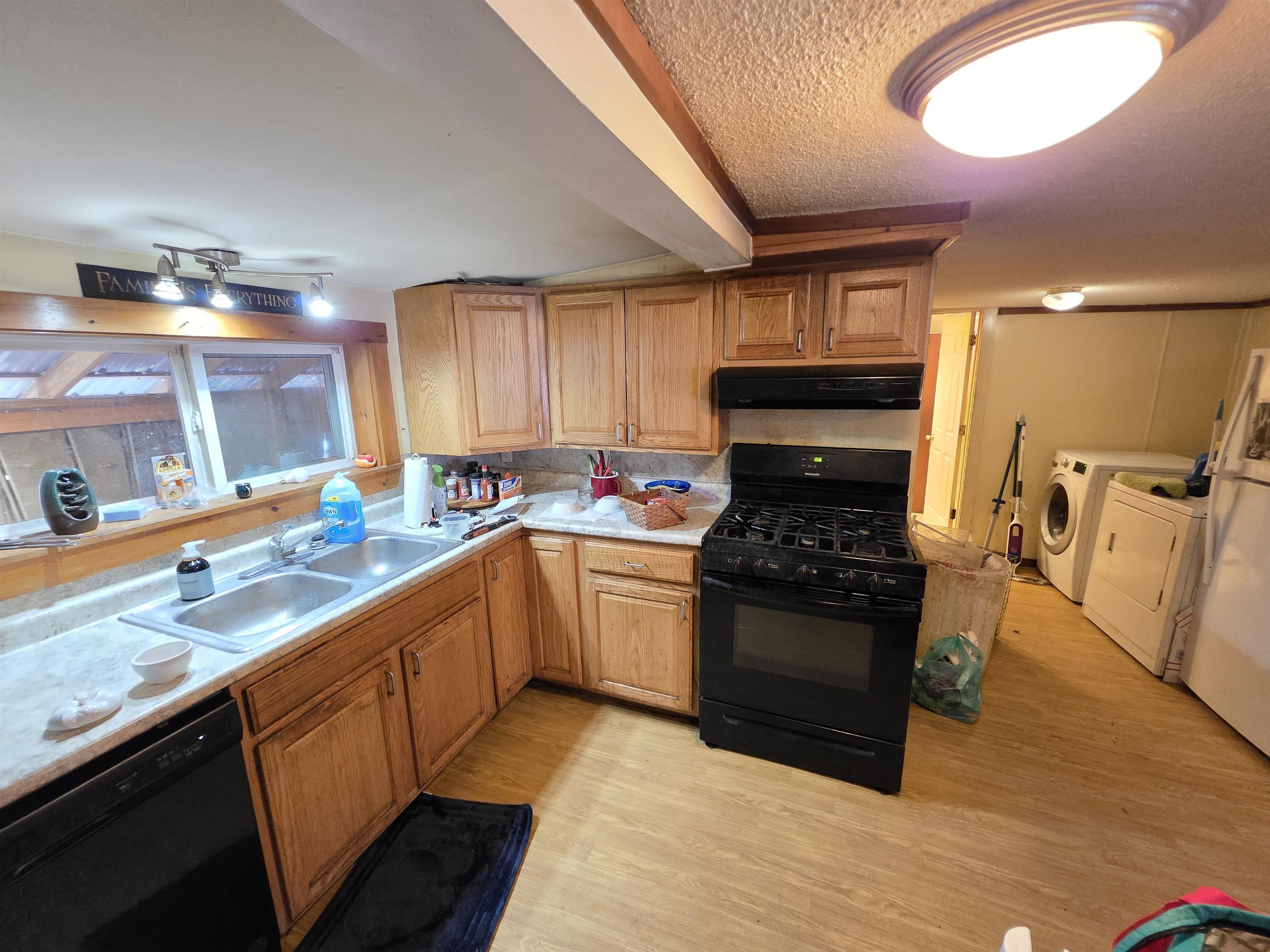 2986 Highway 122 Sheffield, VT 05866 - Photo 3 of 15