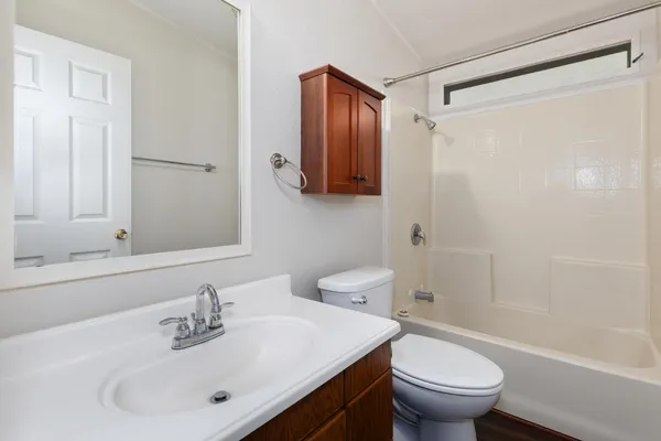 $185,000 | 8701 Highway 41, Unit 37, Fresno, CA 93720