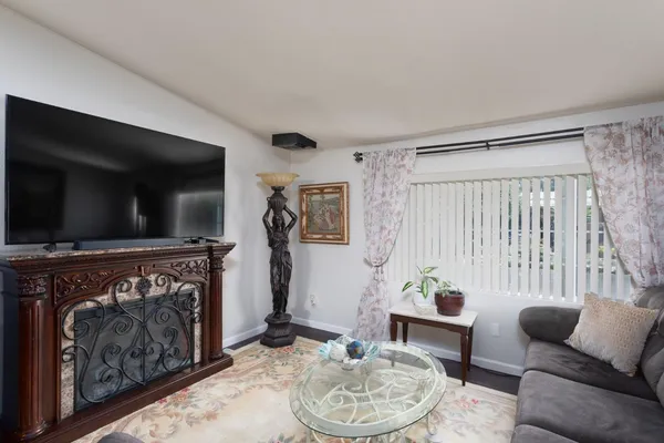 $185,000 | 8701 Highway 41, Unit 37, Fresno, CA 93720