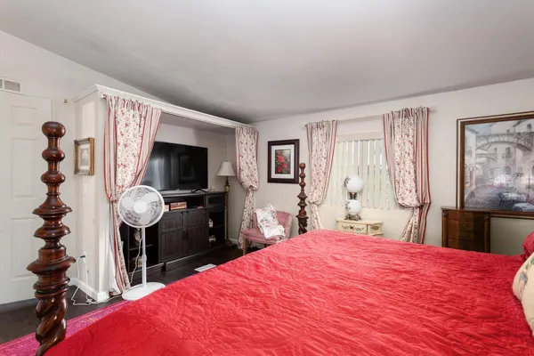 $185,000 | 8701 Highway 41, Unit 37, Fresno, CA 93720