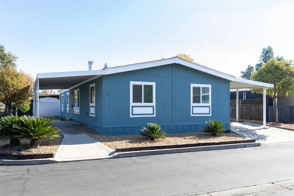 $185,000 | 8701 Highway 41, Unit 37, Fresno, CA 93720