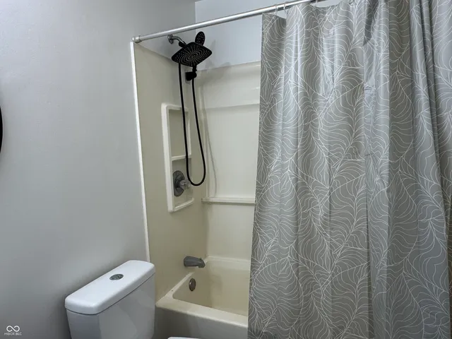 $163,500 | 2911 14th Street, Columbus, IN 47201