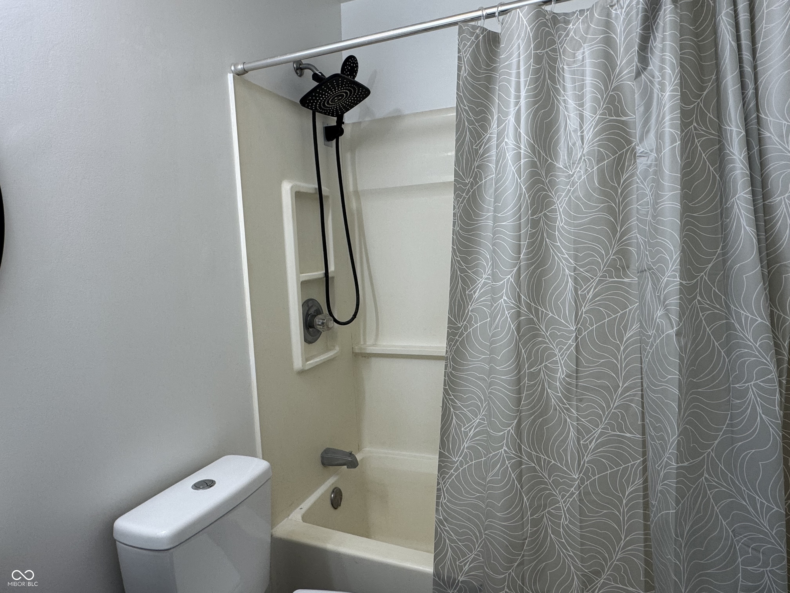 2911 14th Street Columbus, IN 47201 - Photo 19 of 23