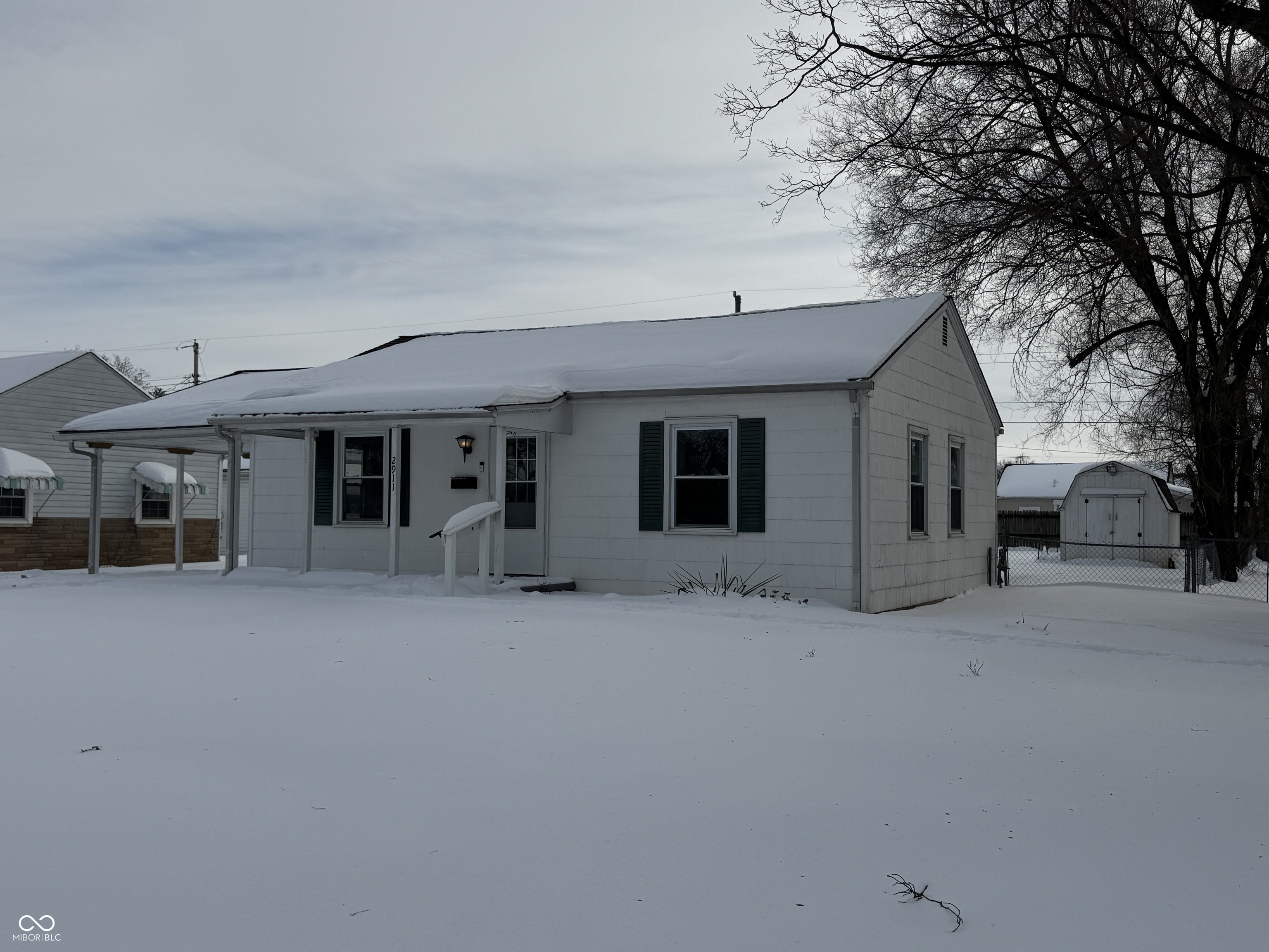 2911 14th Street Columbus, IN 47201 - Photo 3 of 23