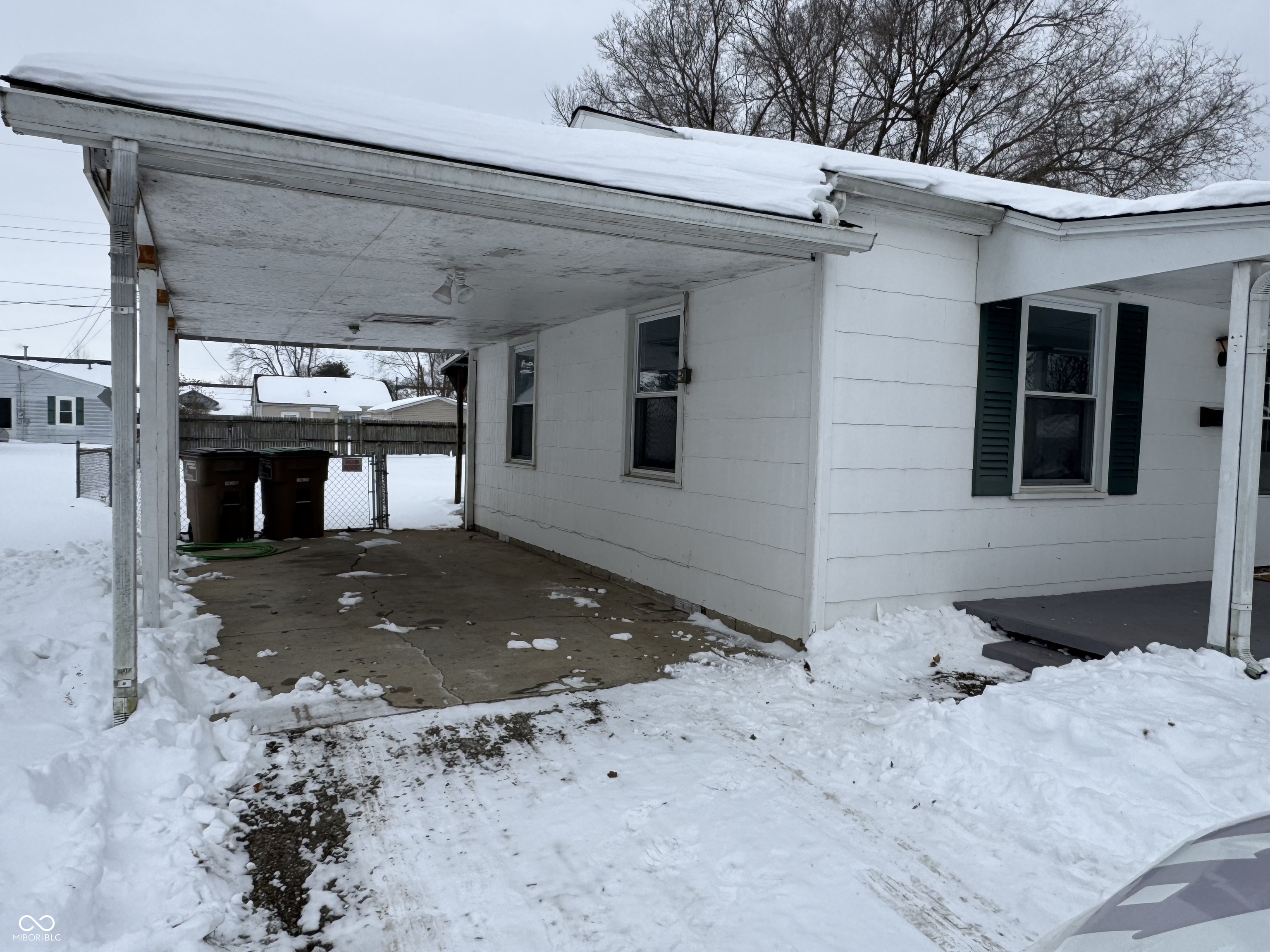 2911 14th Street Columbus, IN 47201 - Photo 4 of 23