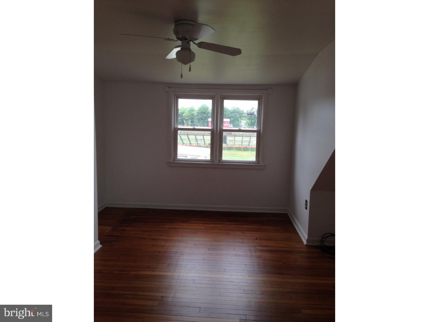 942 Thornton Road Boothwyn, PA 19061 - Photo 11 of 25 Gallery Image 11