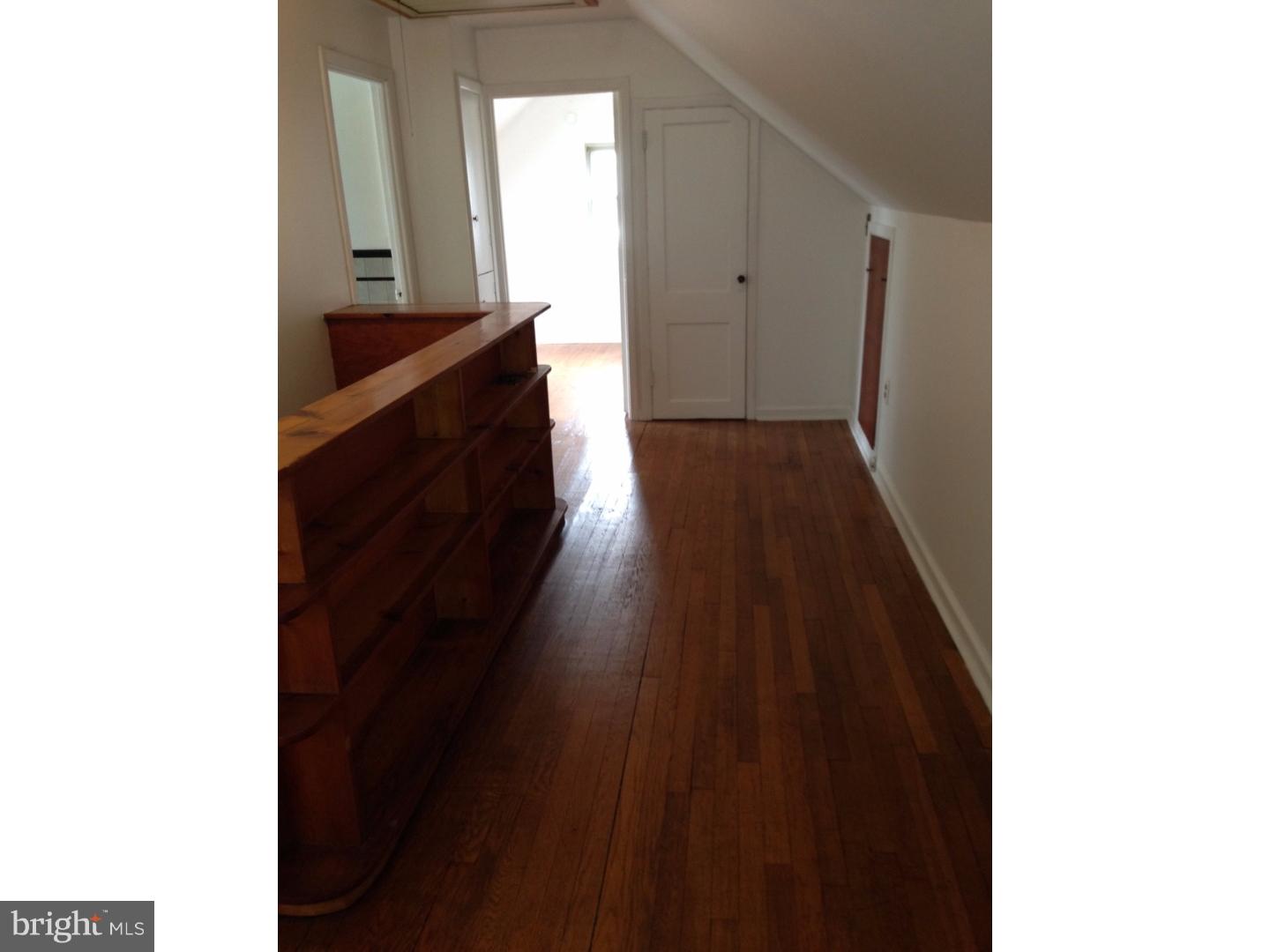 942 Thornton Road Boothwyn, PA 19061 - Photo 16 of 25 Gallery Image 16