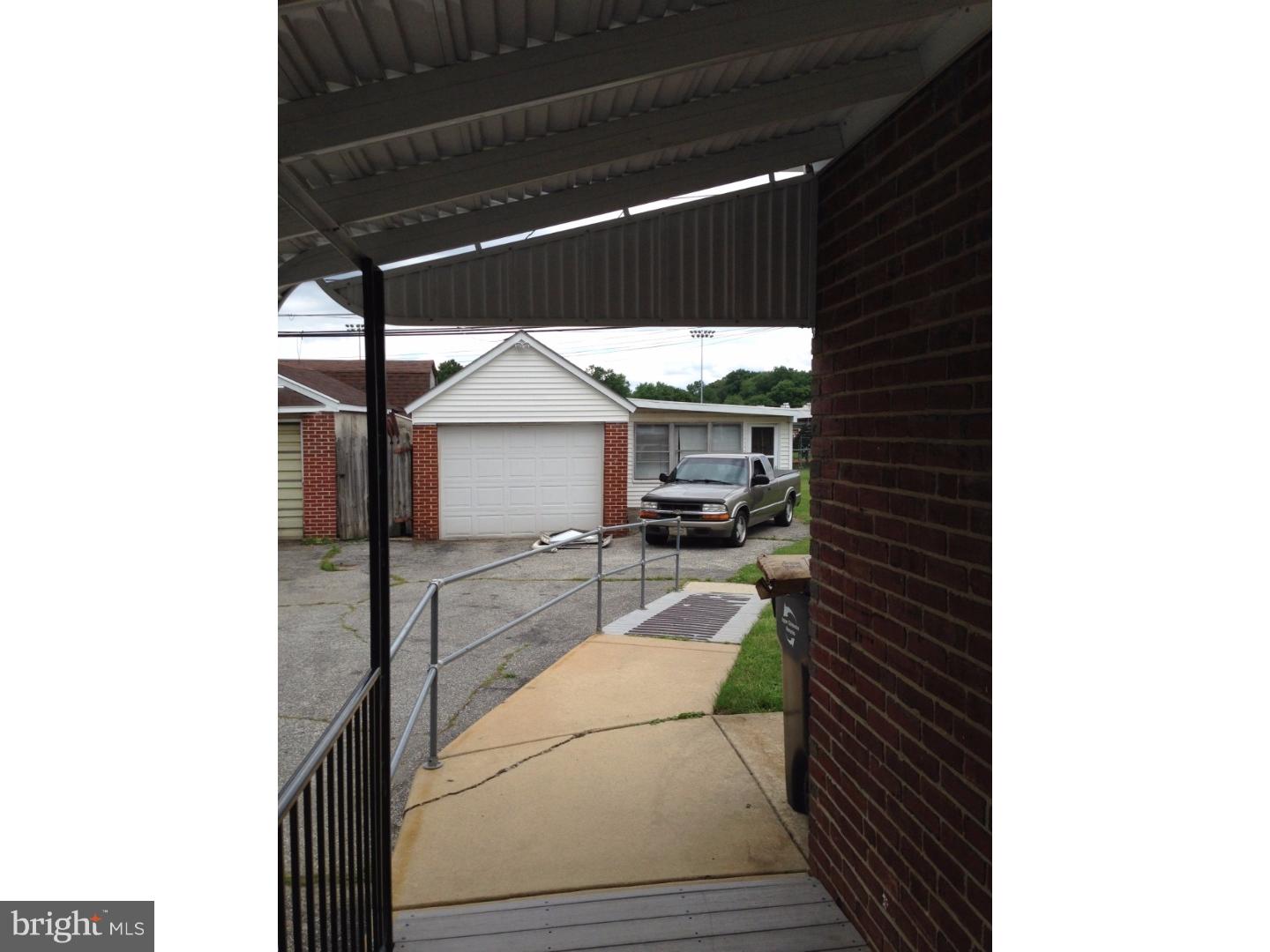942 Thornton Road Boothwyn, PA 19061 - Photo 6 of 25 Gallery Image 6