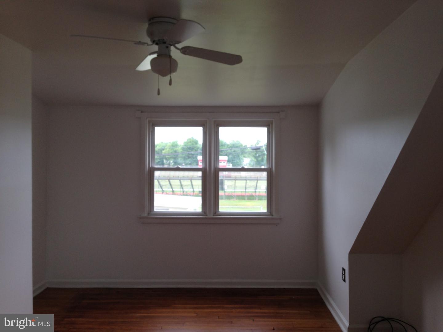 942 Thornton Road Boothwyn, PA 19061 - Photo 10 of 25 Gallery Image 10