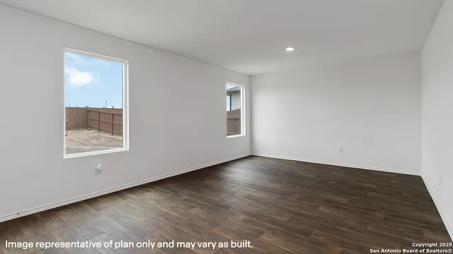 $265,670 | 15435 Mint Patch Meadow, Von Ormy, TX 78073