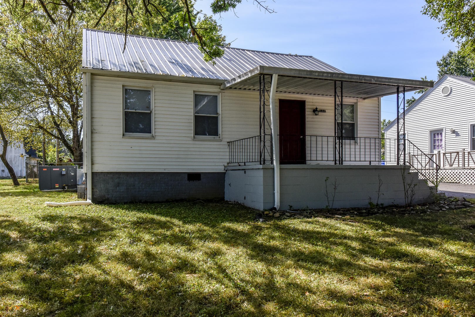 644 East Lincoln Road Alcoa, TN 37701 - Photo 2 of 29 Gallery Image 2