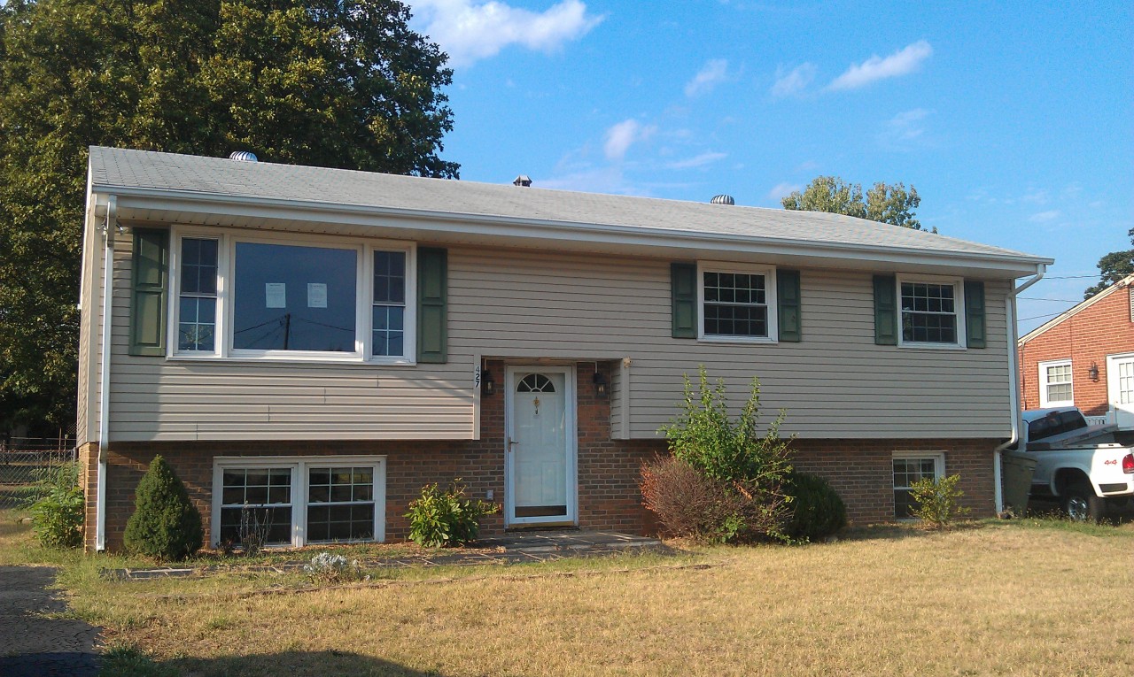 427 Decatur Drive Salem, VA 24153 - Photo 1 of 13 IMAG0305 (3)