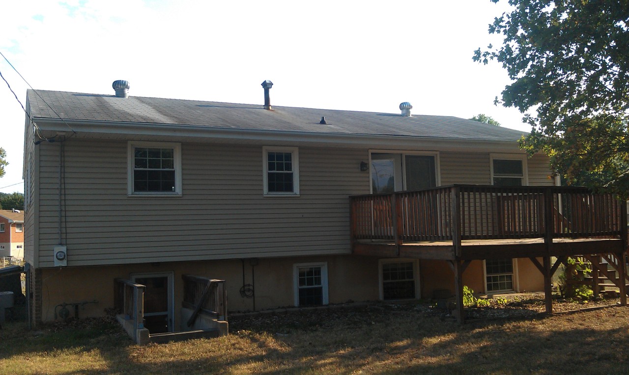 427 Decatur Drive Salem, VA 24153 - Photo 4 of 13 IMAG0307 (3)