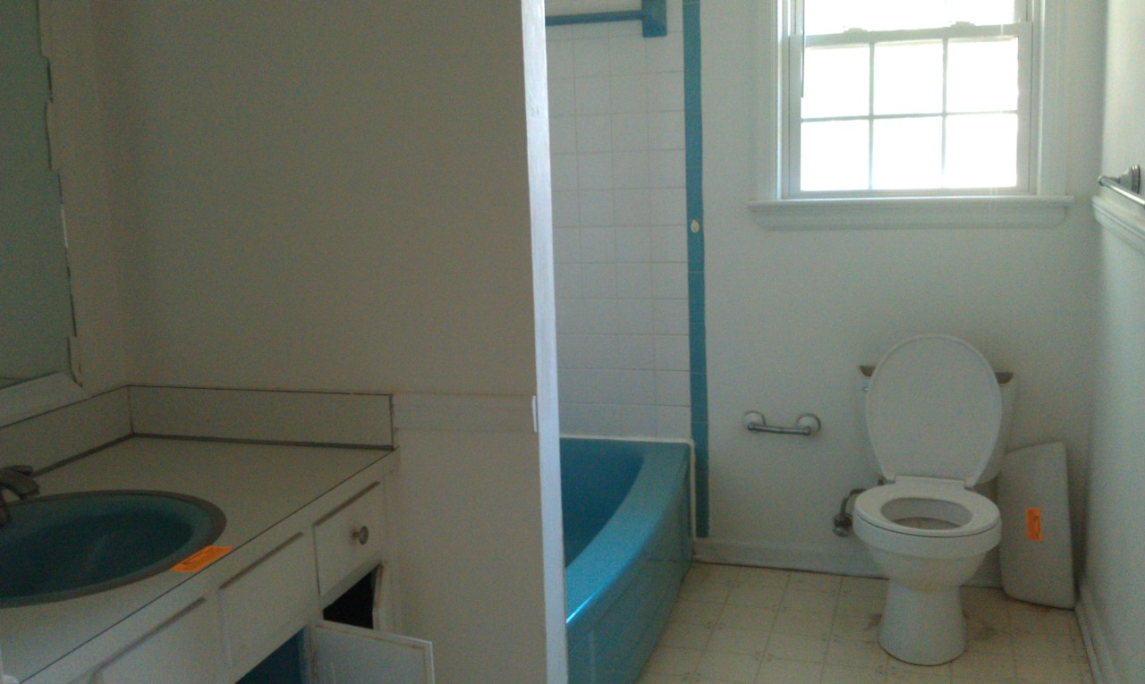 427 Decatur Drive Salem, VA 24153 - Photo 8 of 13 IMAG0313 (3)
