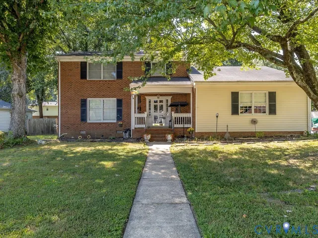 $360,000 | 222 Homestead Drive, Colonial Heights, VA 23834