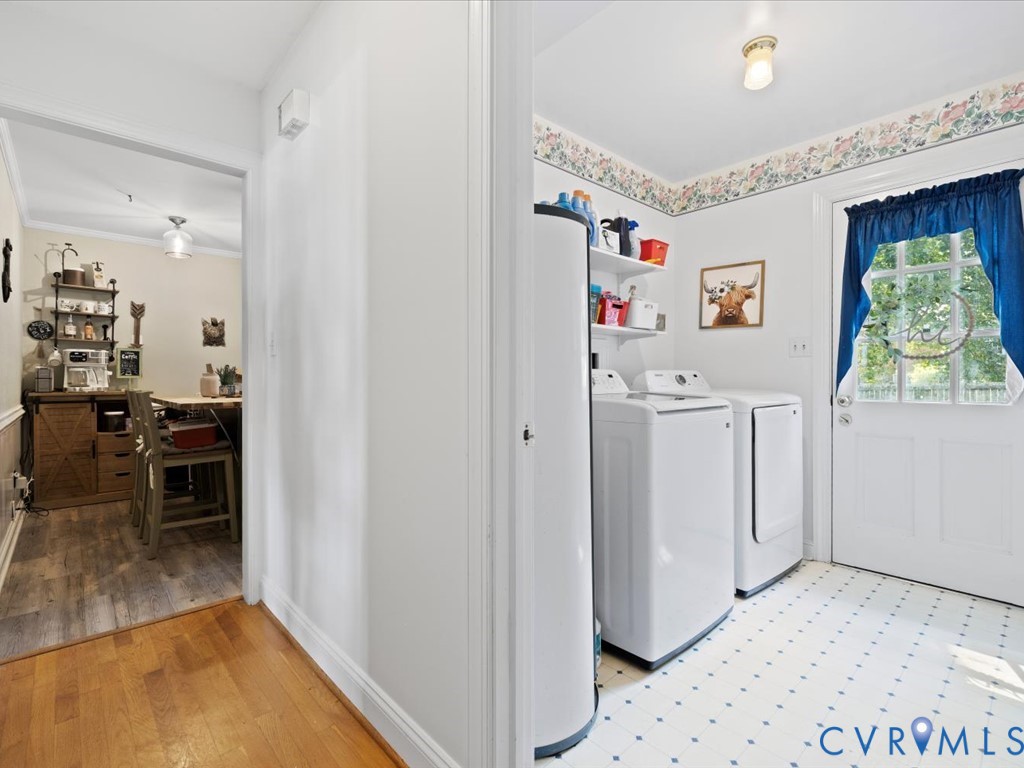 222 Homestead Drive Colonial Heights, VA 23834 - Photo 13 of 35 a view of kitchen with furniture and wooden floor