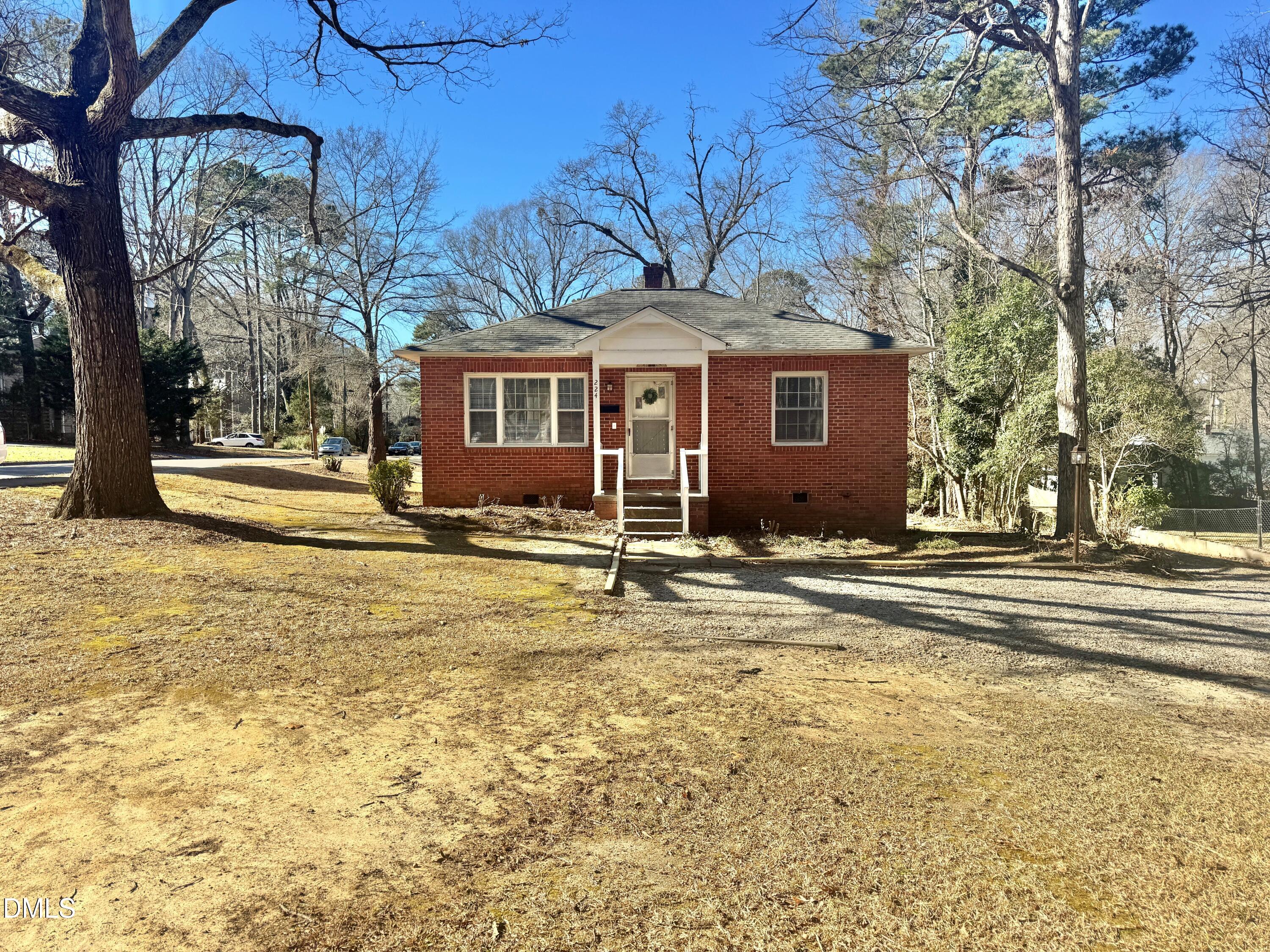 224 Clay Street Cary, NC 27511 - Photo 3 of 8 IMG_7396