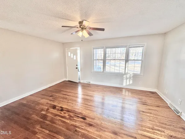 $700,000 | 224 Clay Street, Cary, NC 27511