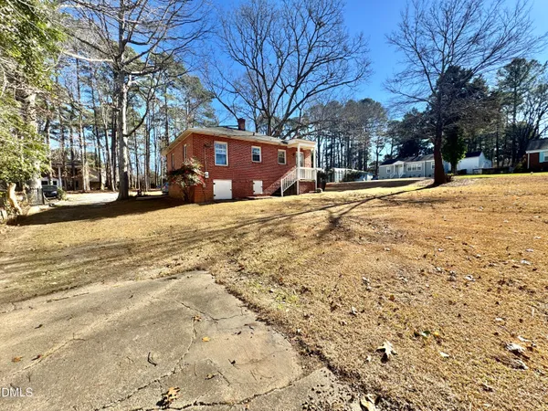 $700,000 | 224 Clay Street, Cary, NC 27511