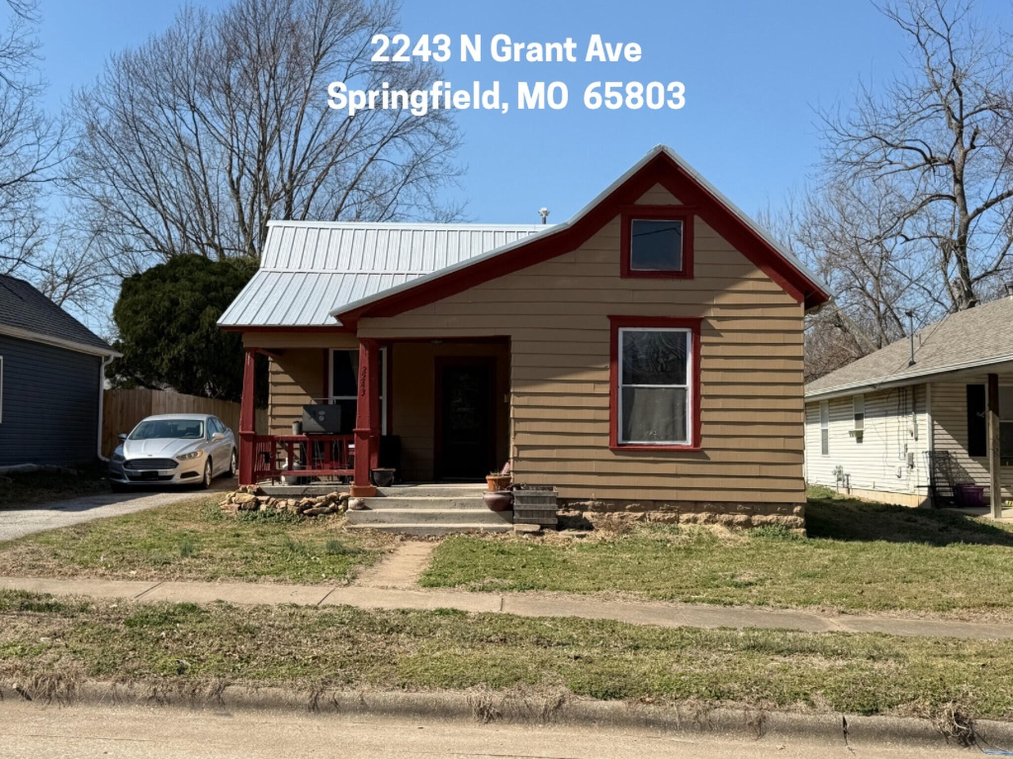 1033 East Mcgee Street Springfield, MO 65807 - Photo 3 of 16 1AA845A7-DD14-4EF7-8BC2-672A24991139_MLS