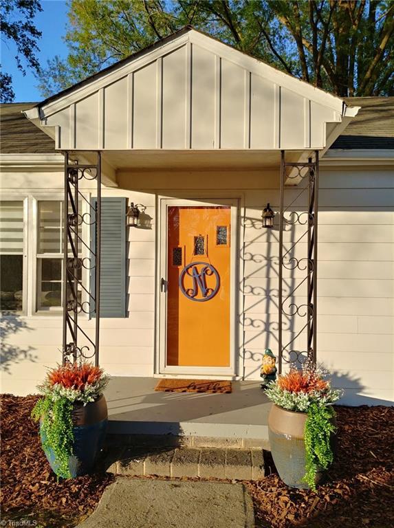 141 Longhook Road Eden, NC 27288 - Photo 2 of 25 Gallery Image 2