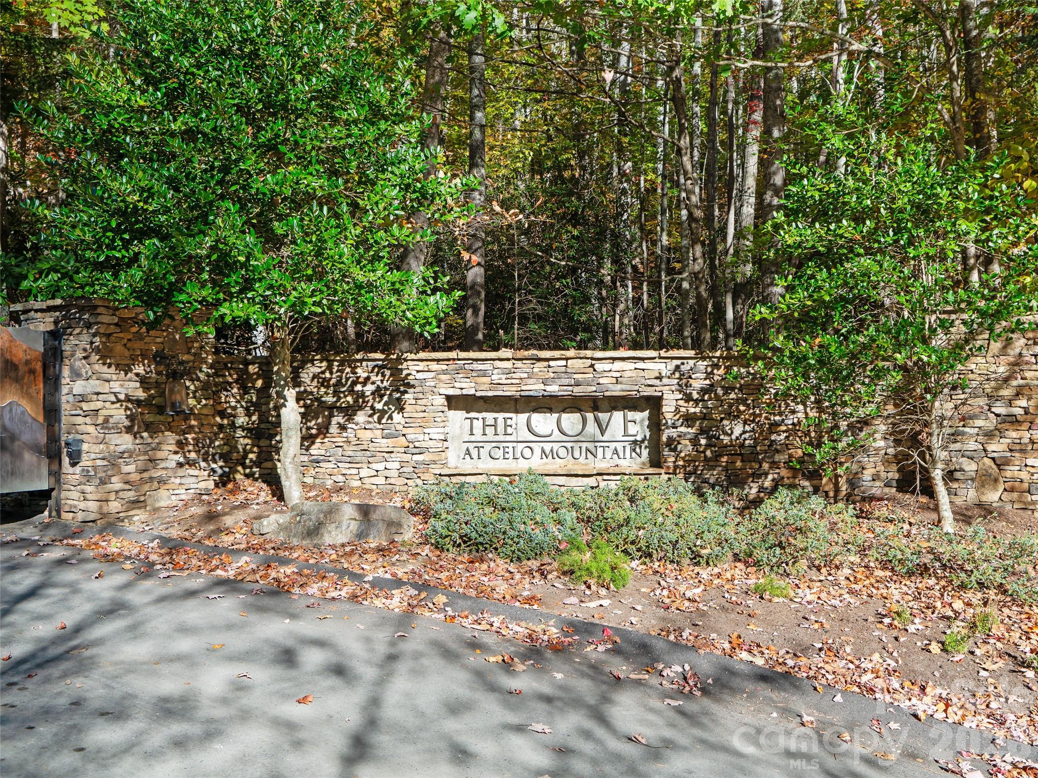 42 Hickory Springs Road, Unit 42 Burnsville, NC 28714 - Photo 29 of 35 a view of sign board