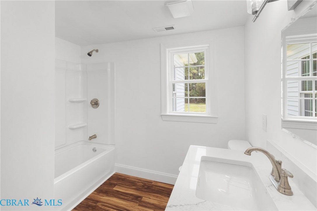 9632 Rowes Point Road Hayes, VA 23072 - Photo 14 of 48