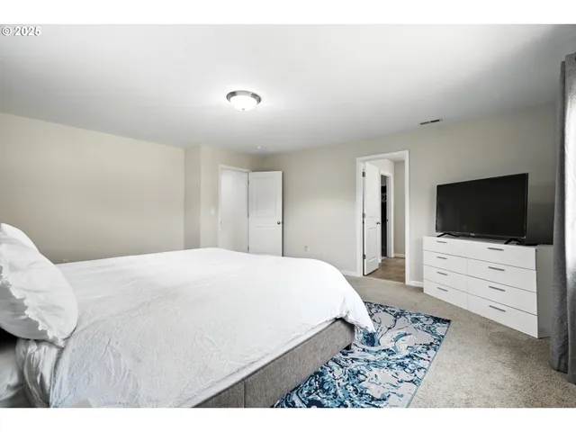 $545,000 | 33321 Southwest Holland Drive, Scappoose, OR 97056