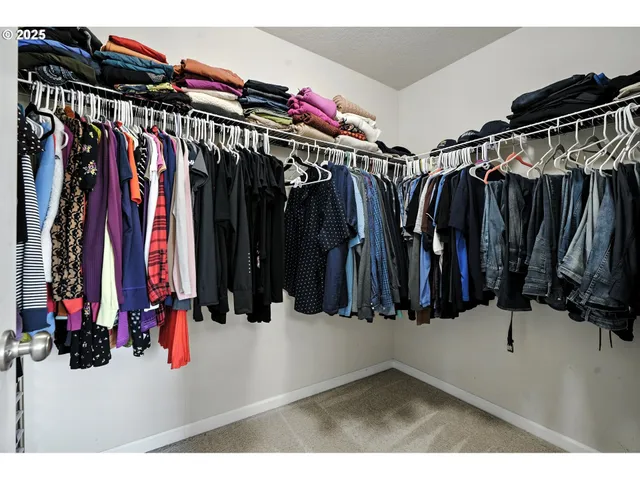 $545,000 | 33321 Southwest Holland Drive, Scappoose, OR 97056