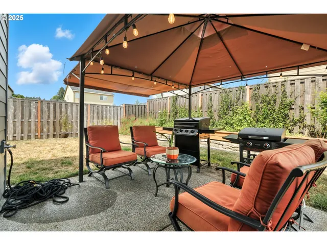 $545,000 | 33321 Southwest Holland Drive, Scappoose, OR 97056