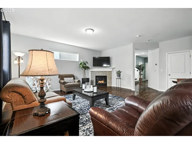 $545,000 | 33321 Southwest Holland Drive, Scappoose, OR 97056