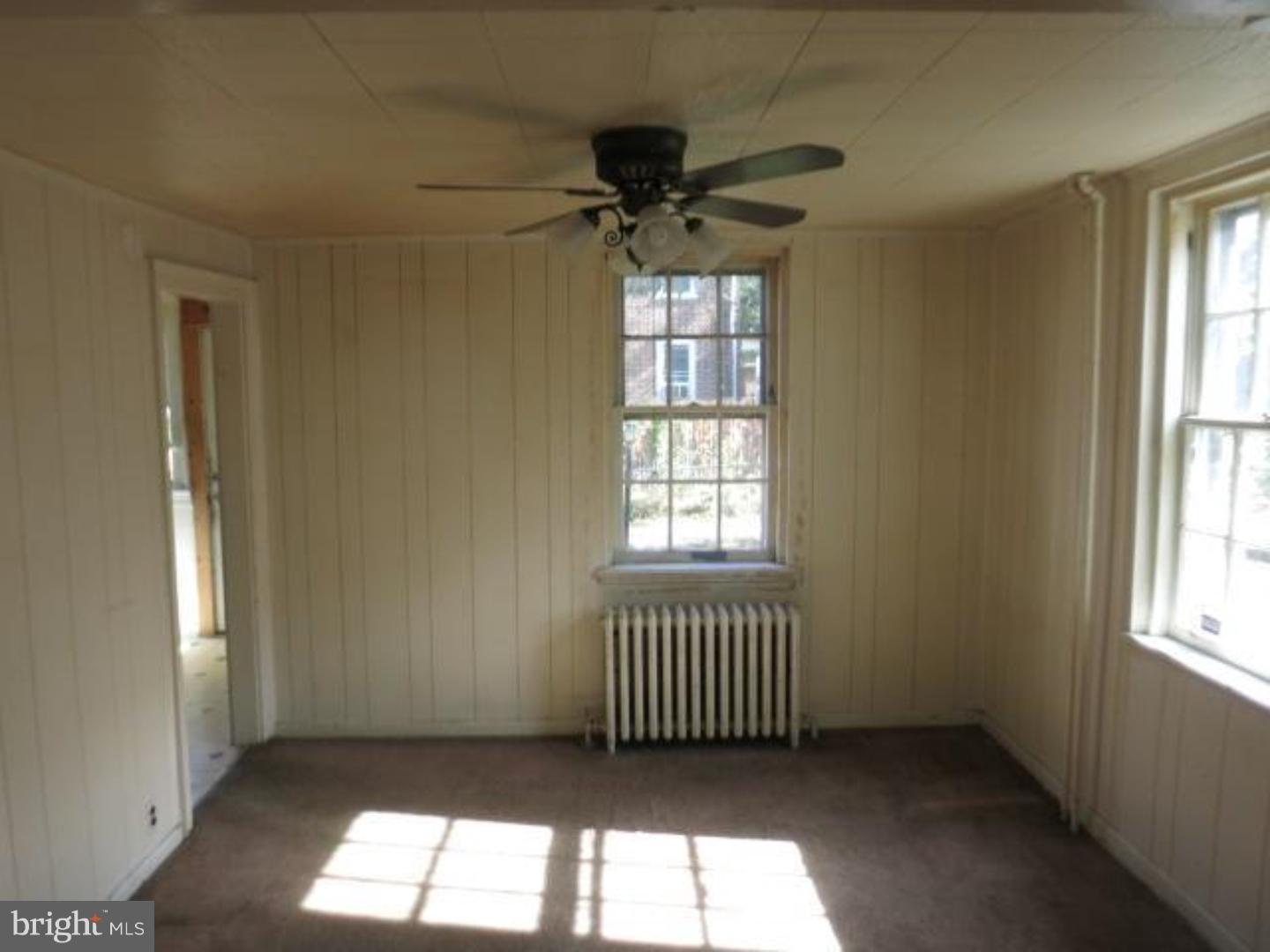 2840 Idaho Road Camden, NJ 08104 - Photo 4 of 11 Dining Room