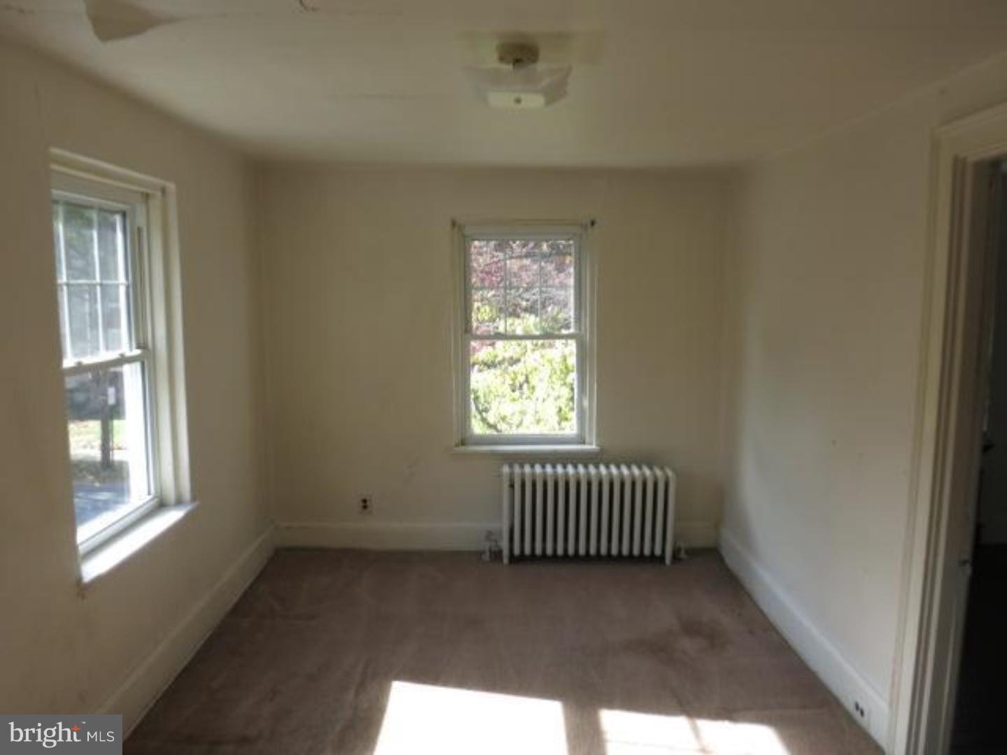 2840 Idaho Road Camden, NJ 08104 - Photo 9 of 11 Bedroom 3