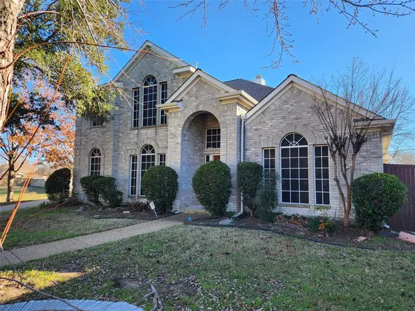 $2,950 | 328 Ashley Place, Murphy, TX 75094