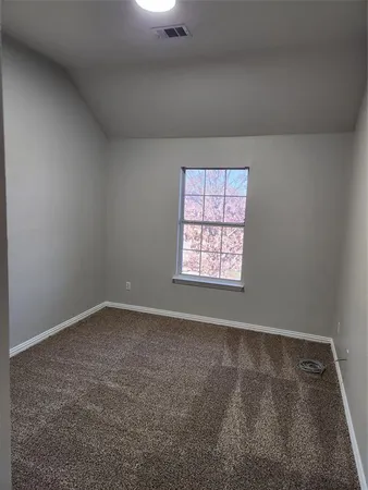 $2,950 | 328 Ashley Place, Murphy, TX 75094