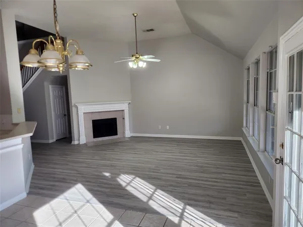 $2,950 | 328 Ashley Place, Murphy, TX 75094