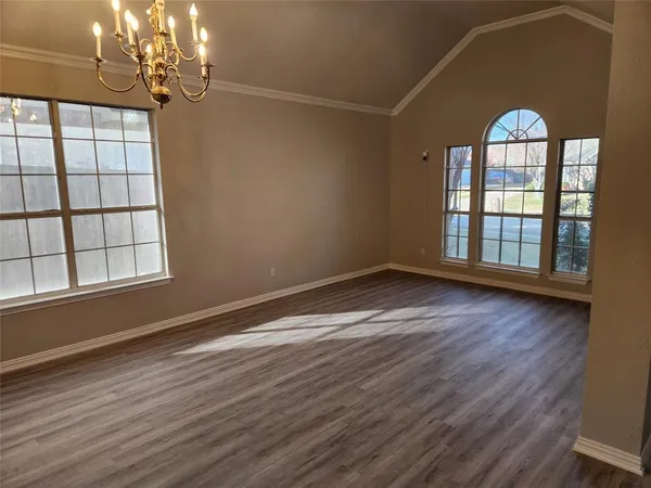 $2,950 | 328 Ashley Place, Murphy, TX 75094