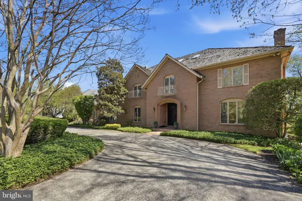 $2,439,000 | 10517 Alloway Drive, Potomac, MD 20854