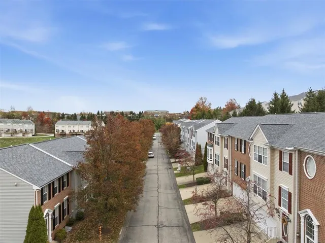 $369,900 | 10534 Cherry Grove Court, Wexford, PA 15090