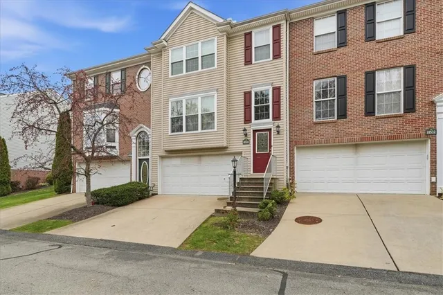 $369,900 | 10534 Cherry Grove Court, Wexford, PA 15090