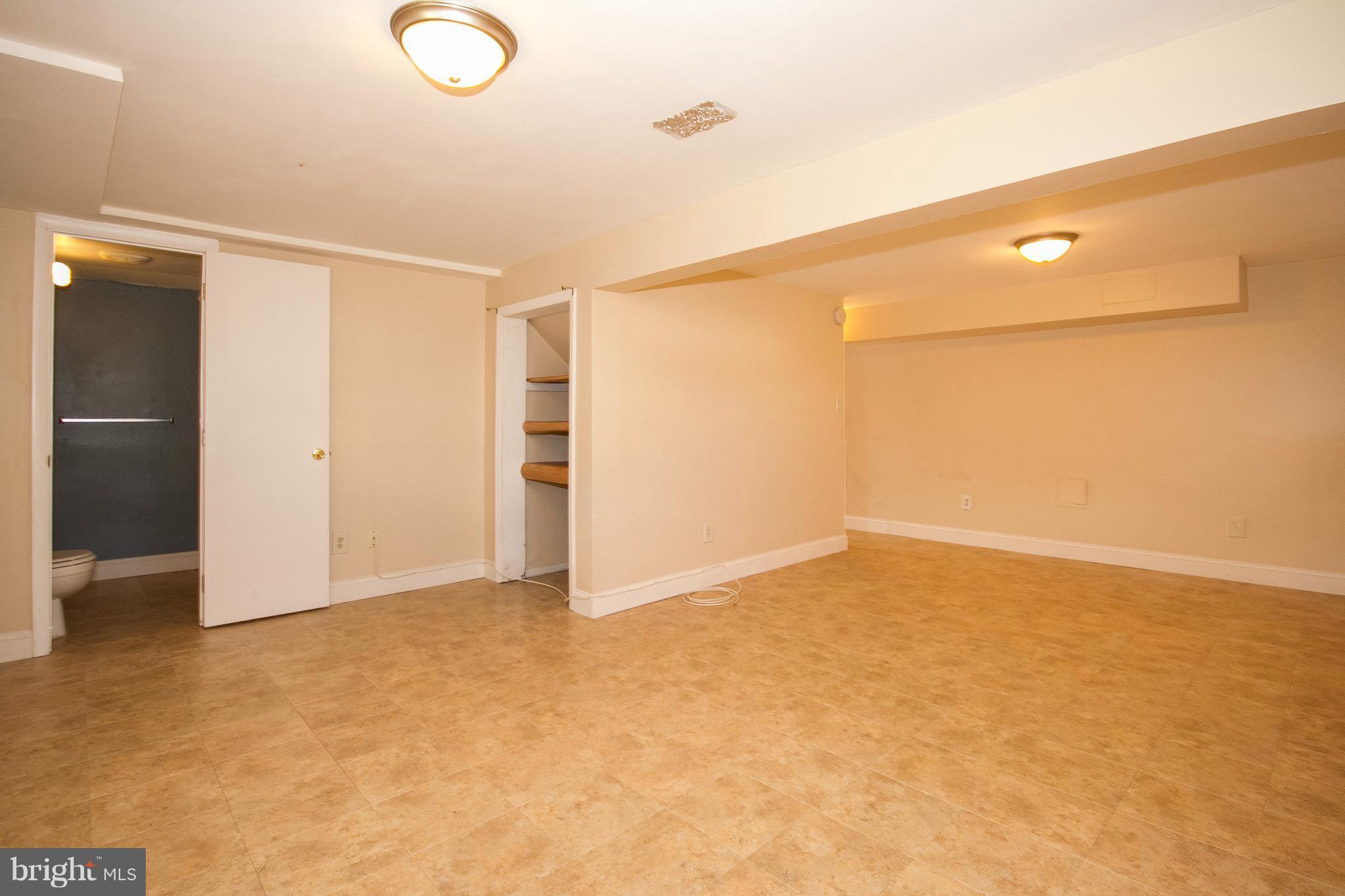 7003 Gaymount Road Baltimore, MD 21244 - Photo 15 of 18 Check Out this Family Room!!