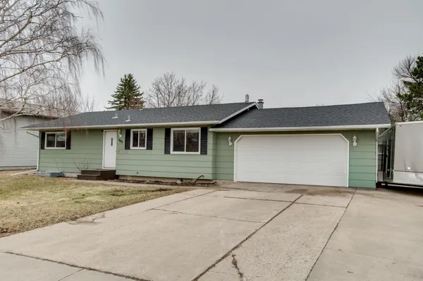 $294,900 | 649 7th Avenue East, West Fargo, ND 58078